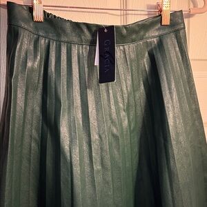Gracia Shimmering Green A-Line Skirt